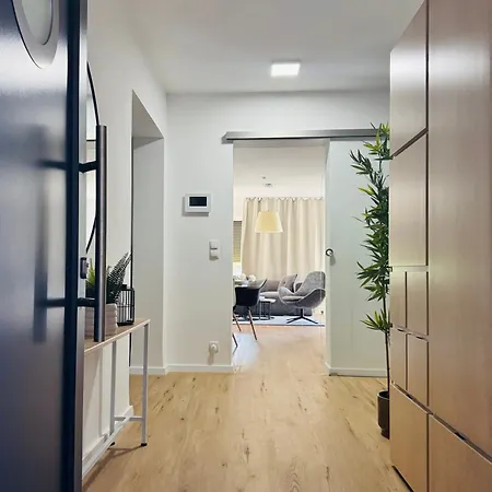 Summit&Circuit Apartment *